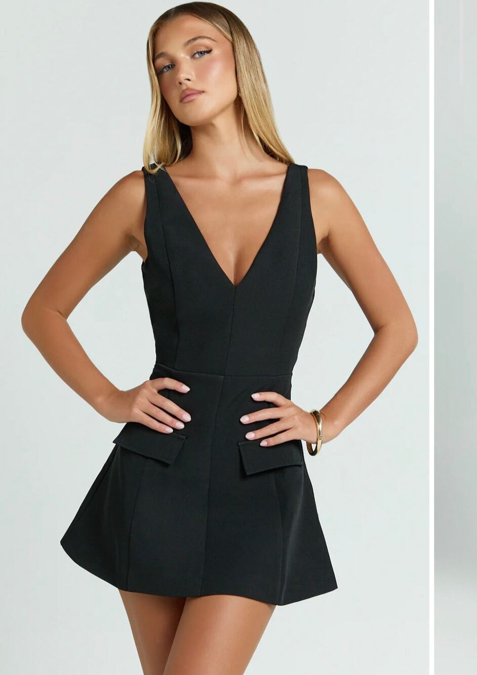 Showpo Zareena Black V-Neck Structured Tulip Pocket Mini Dress NWT 4 Cocktail